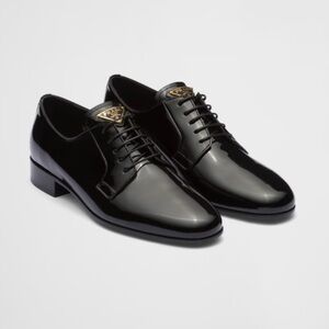 Prada Patent Leather Lace Up Shoes 37